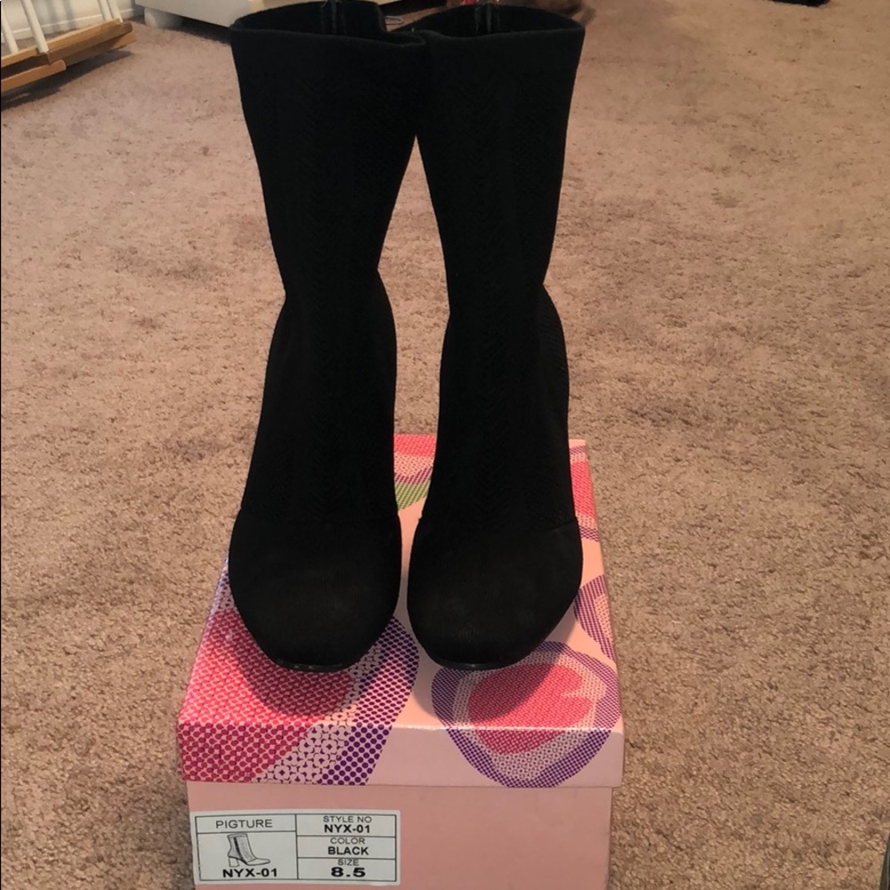 Black sock bootie